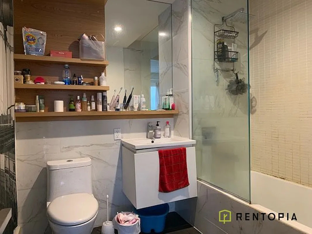 810 Flushing Avenue - Photo 10