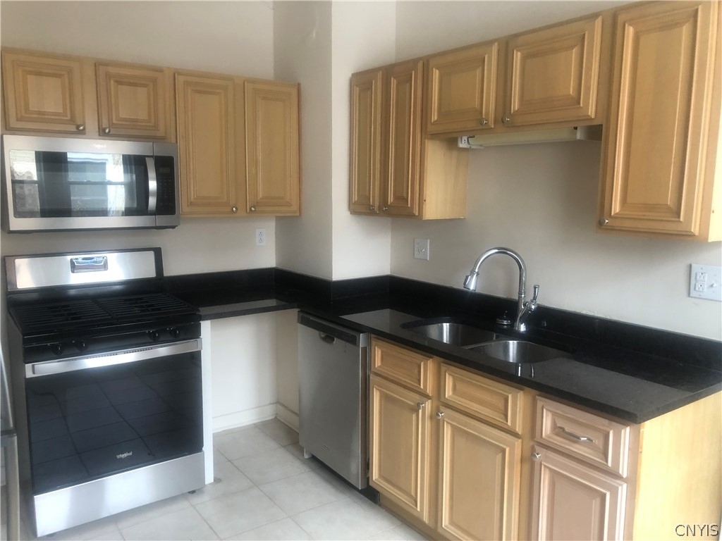 747 Allen Street - Photo 1