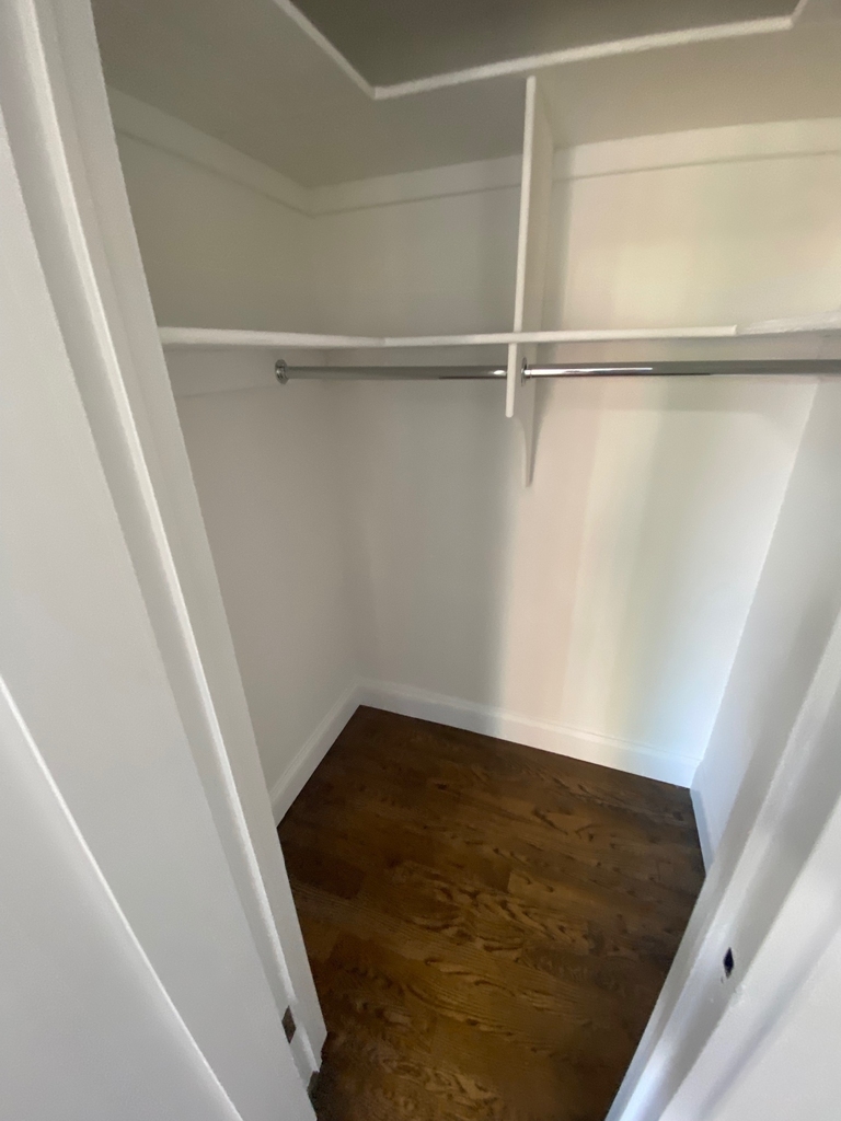 East 69th Street - Photo 4