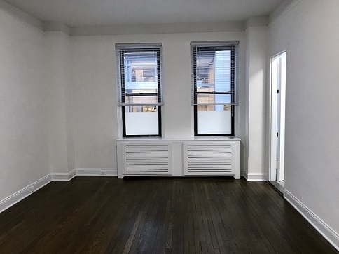 East 46th Street by Lexington Ave - Photo 0