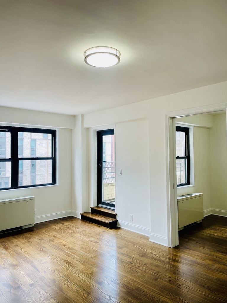 401 East 88th Street, 15D - Photo 3