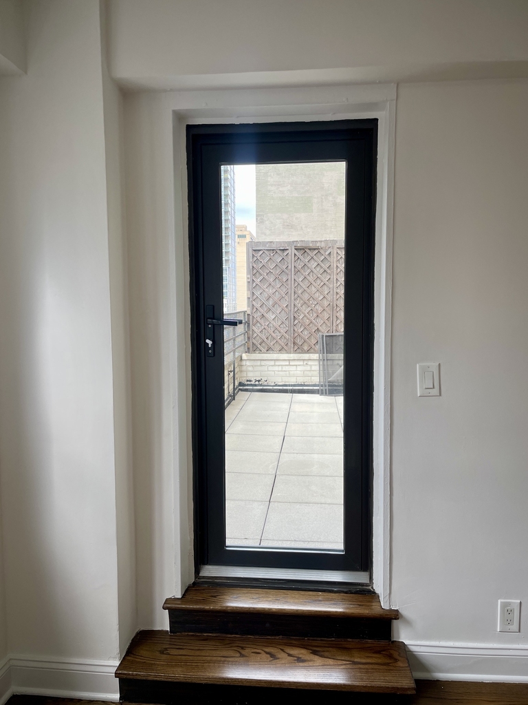 401 East 88th Street, 15D - Photo 2