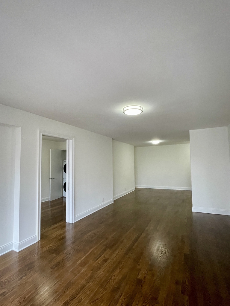 401 East 88th Street, 15D - Photo 5