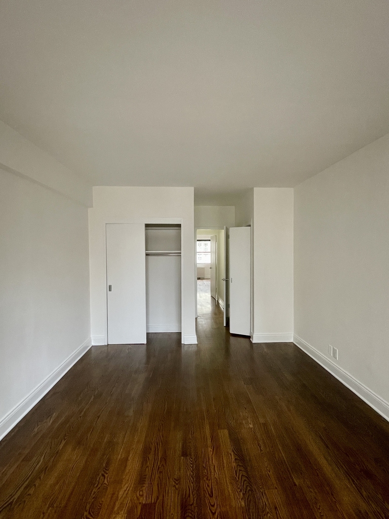 401 East 88th Street, 15D - Photo 10