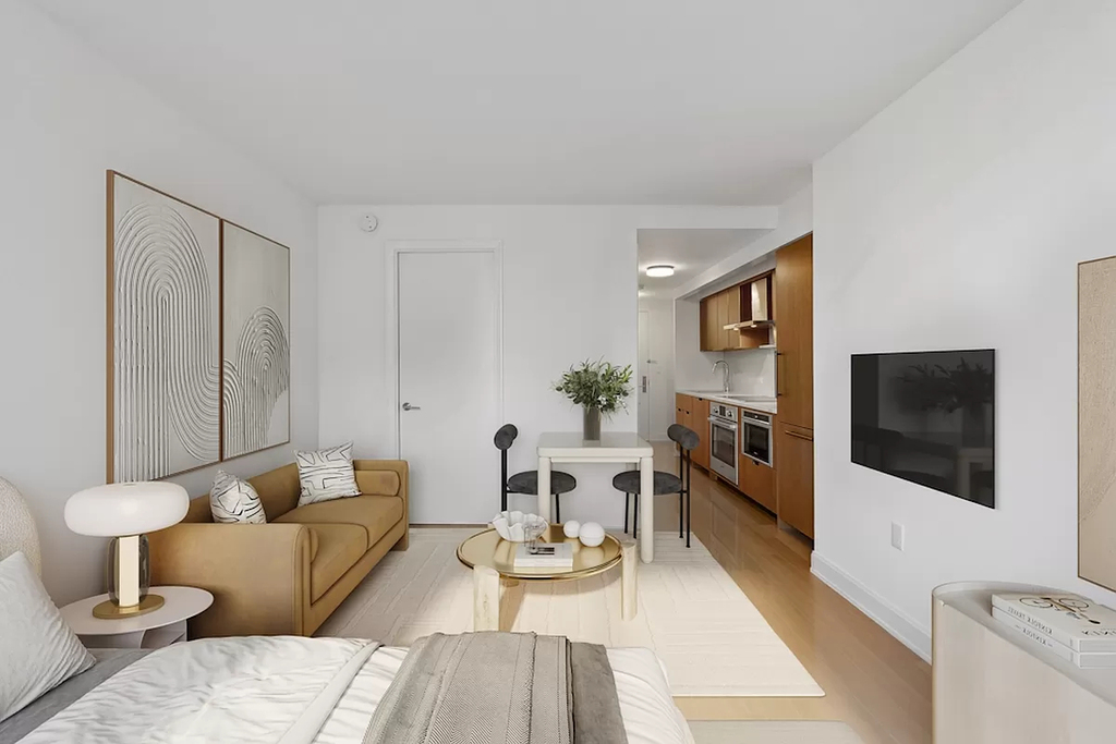 East 54th Street - Photo 0