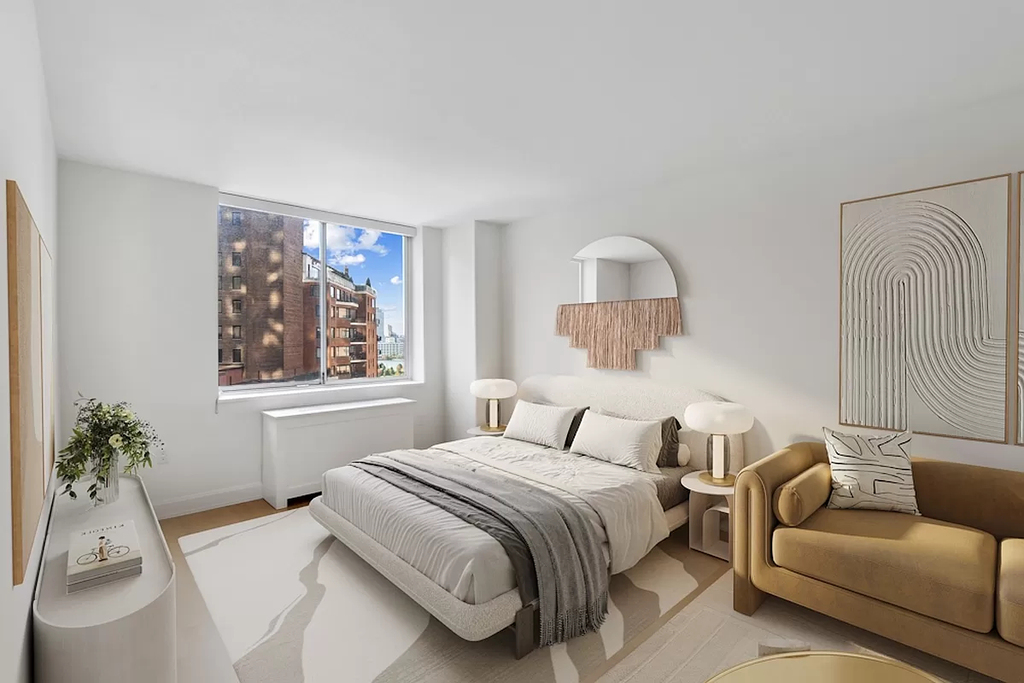 East 54th Street - Photo 4