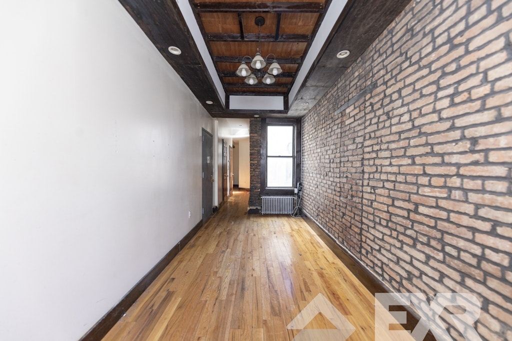 930 Hart Street - Photo 13