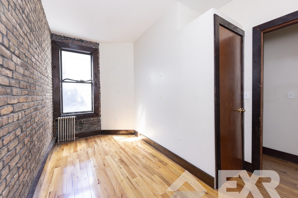 930 Hart Street - Photo 12
