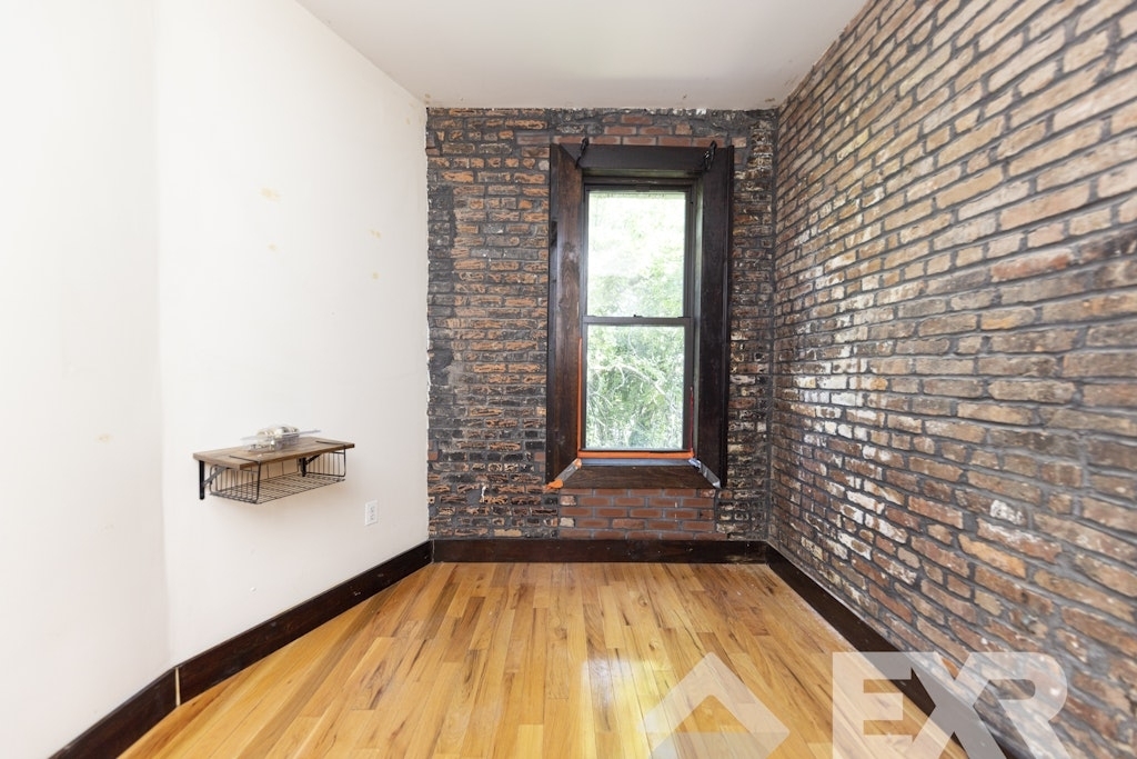 930 Hart Street - Photo 14