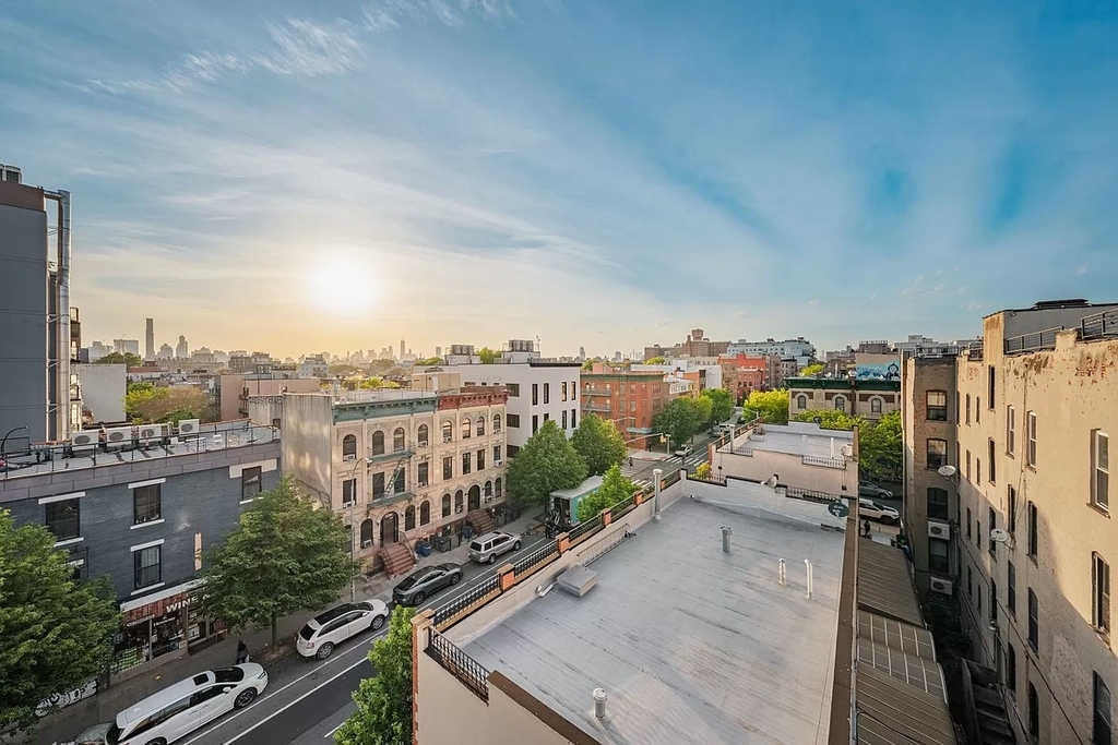 841 Dekalb Avenue - Photo 6