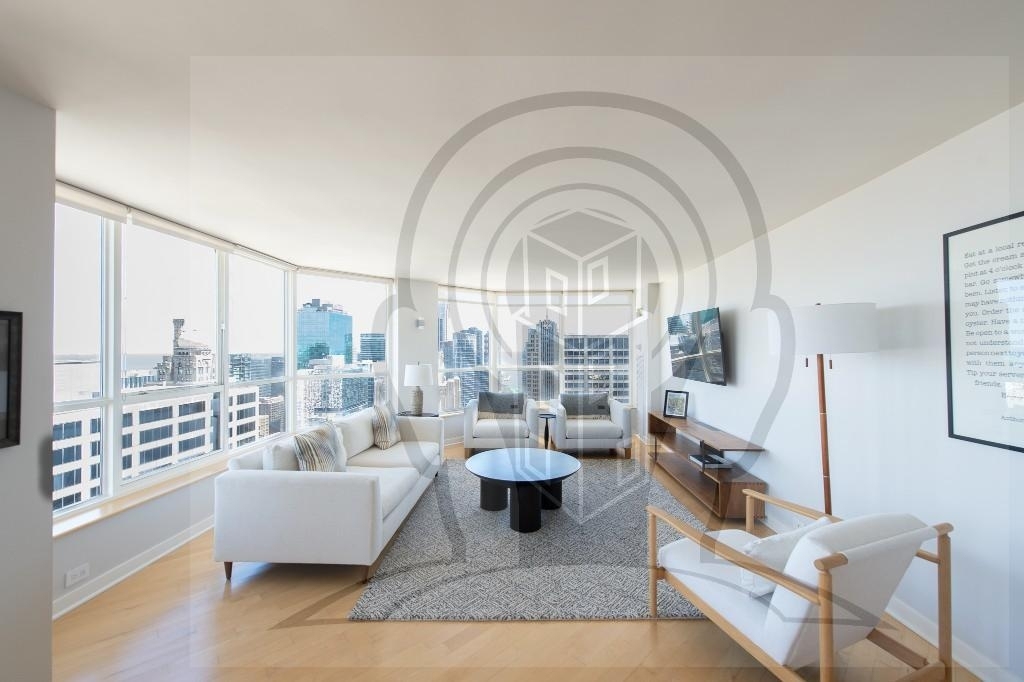 405 North Wabash Avenue - Photo 2