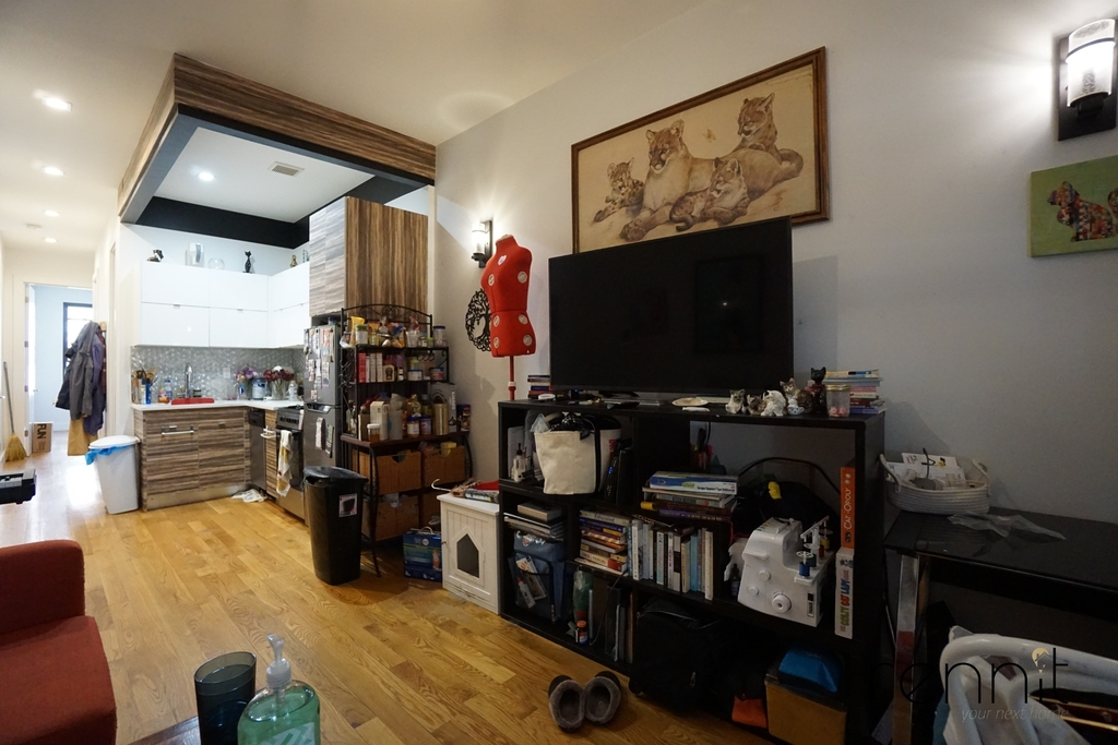 131 Bleecker Street - Photo 13