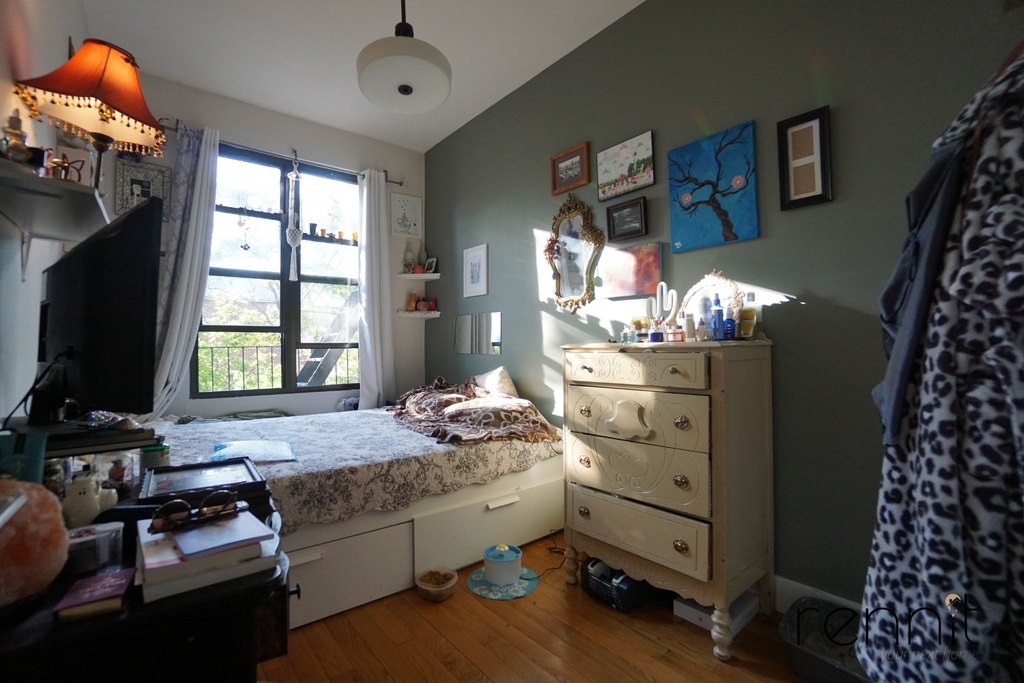 131 Bleecker Street - Photo 4