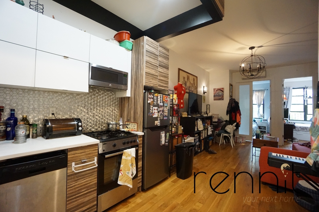 131 Bleecker Street - Photo 12