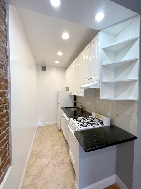 West 76th Street between Columbus and Amsterdam - Photo 1