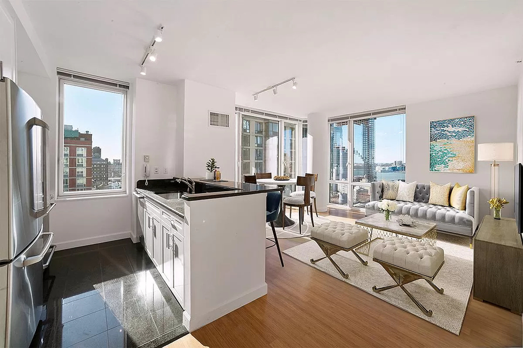 West 38th Street - Photo 0