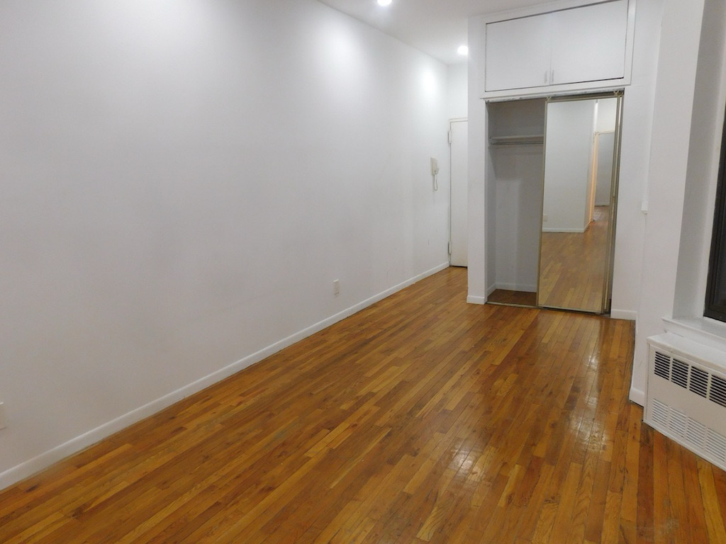 214 East 83rd Street - Photo 1