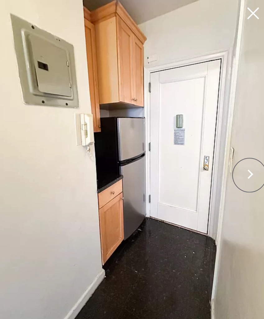 152 East 84th Street - Photo 3