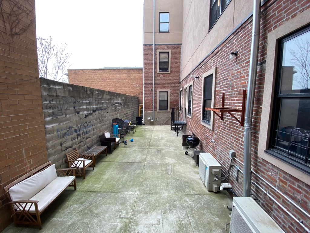 724 5th Avenue - Photo 9