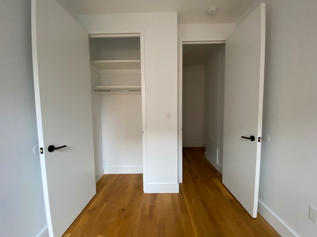 724 5th Avenue - Photo 7