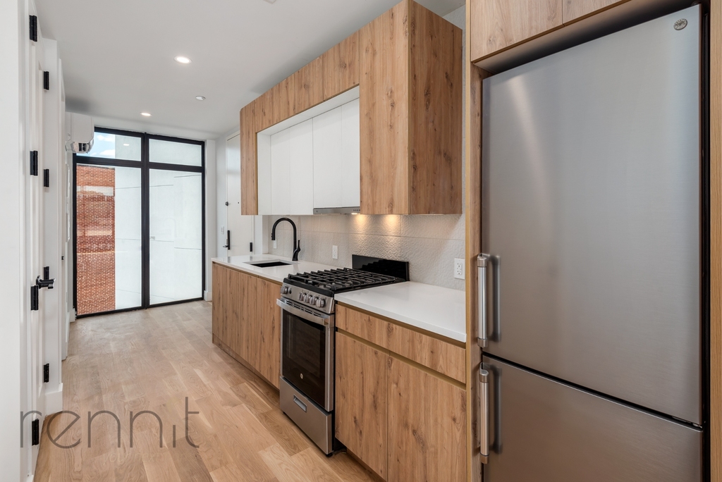 580 Classon Avenue - Photo 0