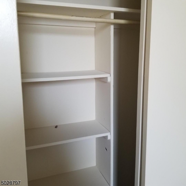 817 Ringwood Ave - Photo 4