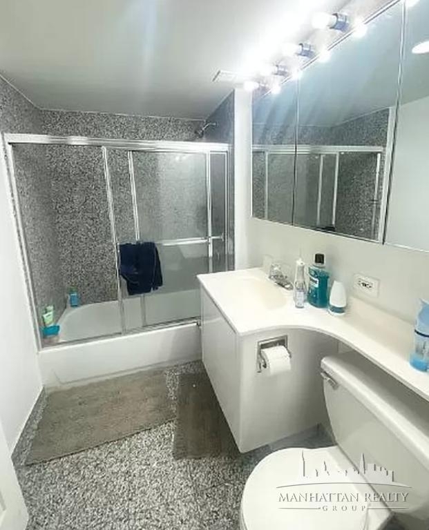 East 37th Street - Photo 9