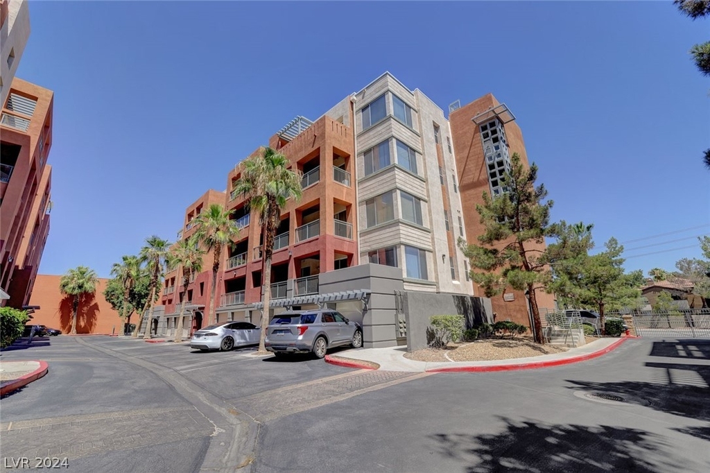 27 E Agate Avenue - Photo 0
