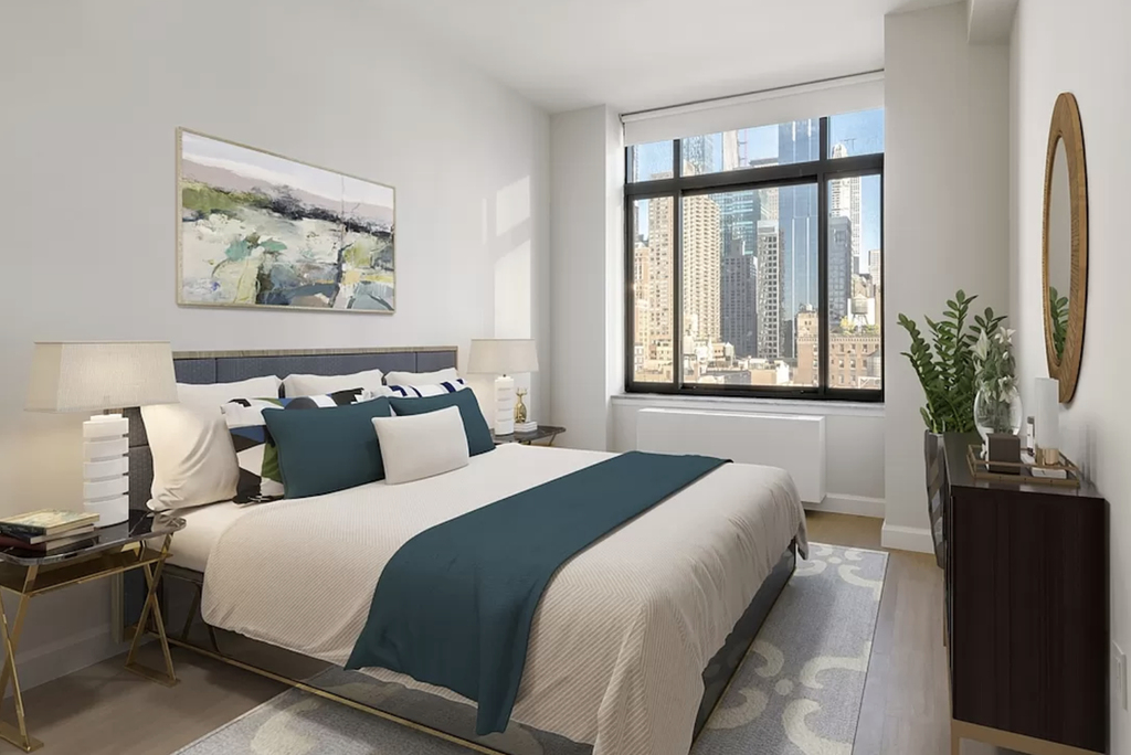 W 55th St - Photo 2