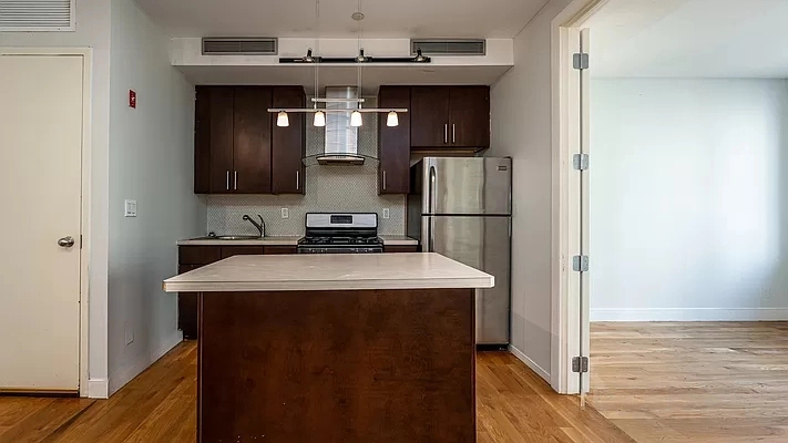 28 Fayette Street - Photo 2