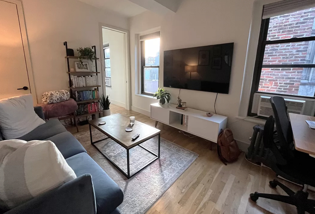 35 Bedford Street - Photo 0