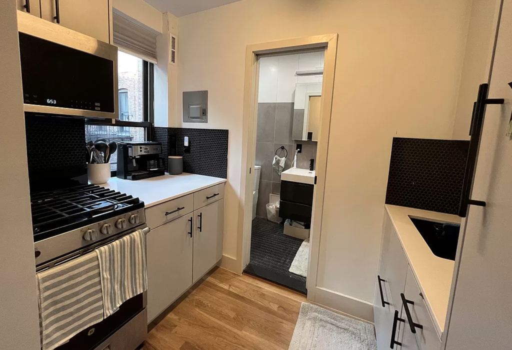 35 Bedford Street - Photo 1