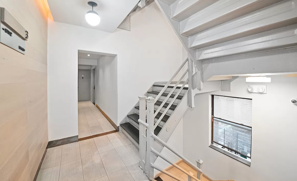 35 Bedford Street - Photo 5