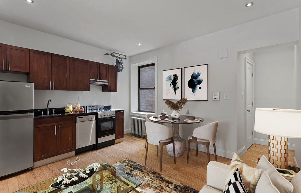 West 11th Street and 7th Av(west village) - Photo 1