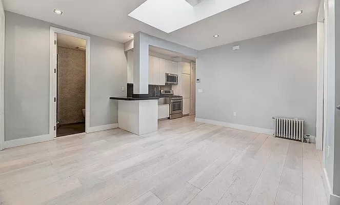 195 Stanton Street - Photo 1