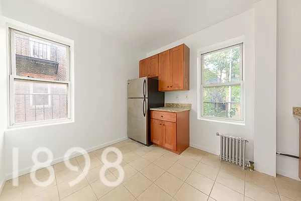 34-10 84th Street - Photo 3