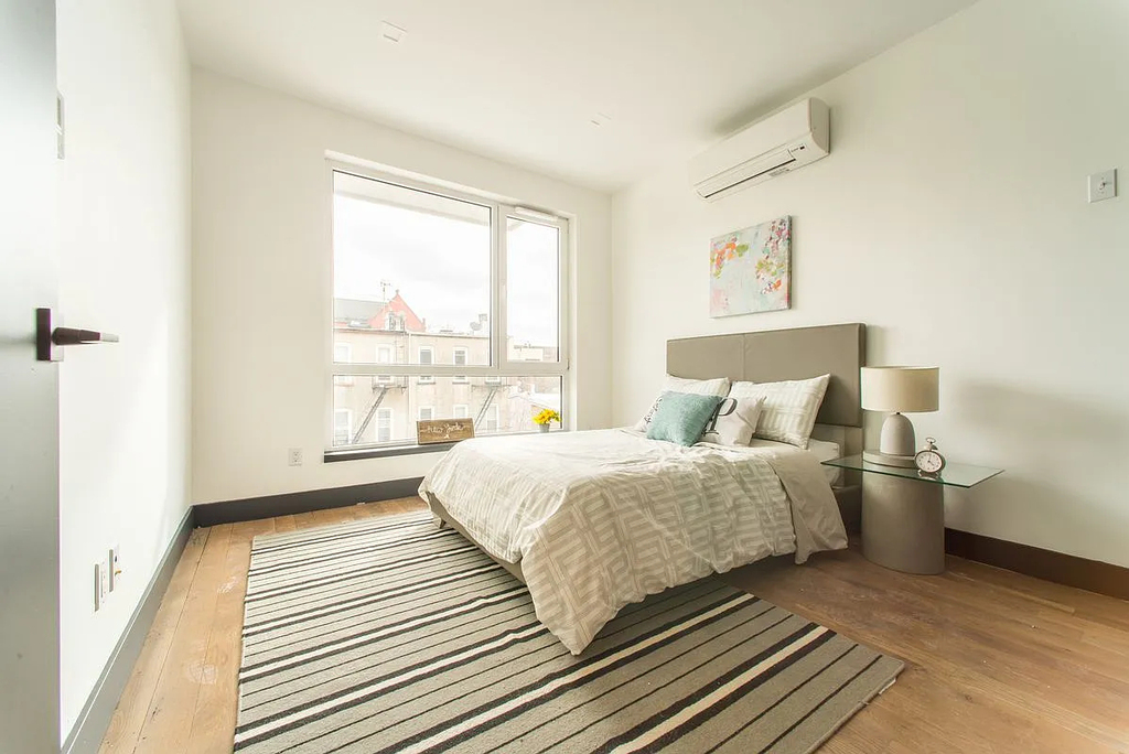 832 Lexington Avenue - Photo 0