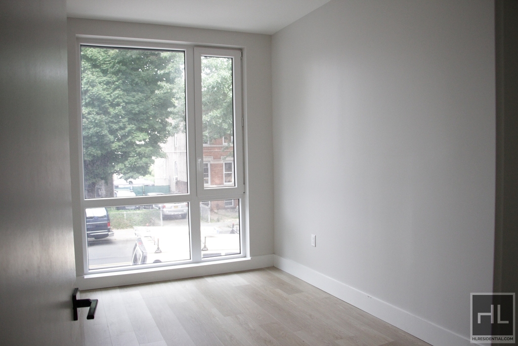 1244 New York Avenue Brooklyn - Photo 4