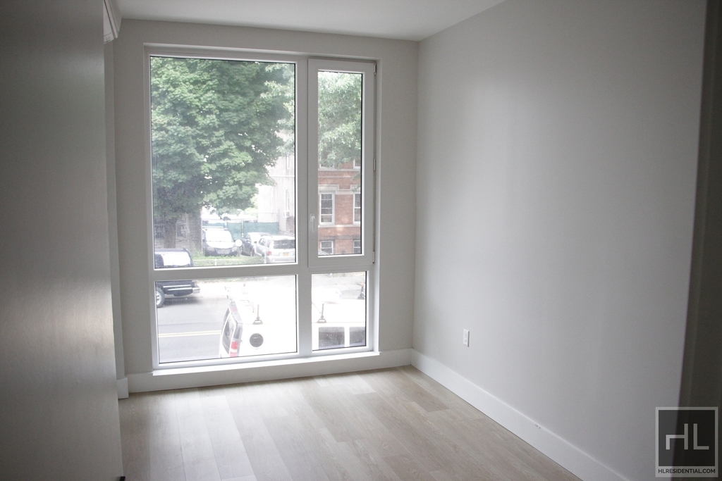 1244 New York Avenue Brooklyn - Photo 3