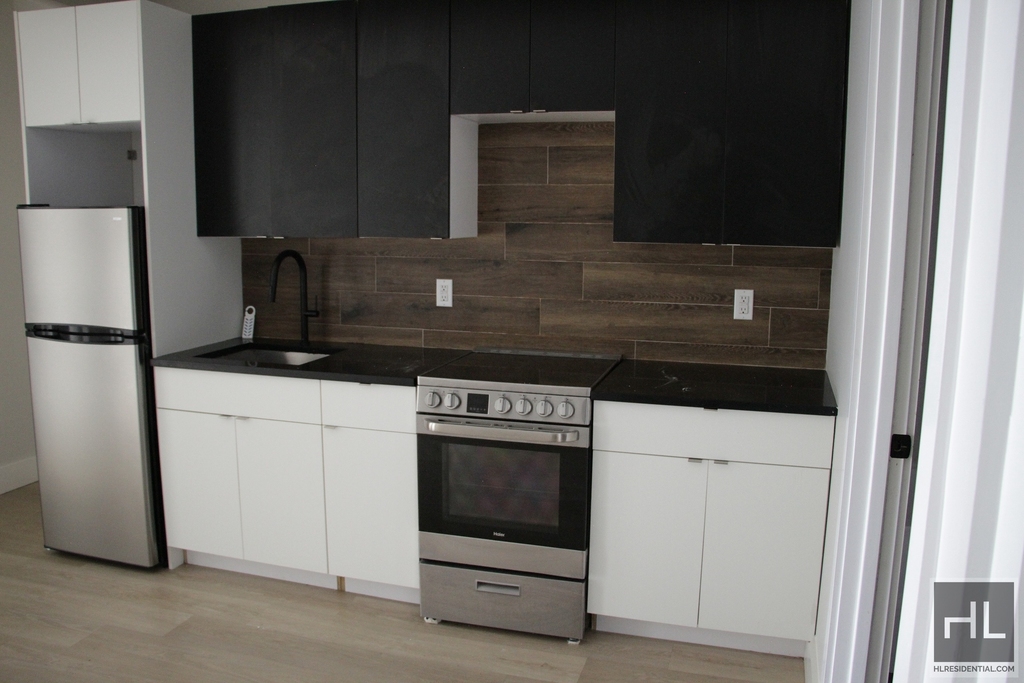 1244 New York Avenue Brooklyn - Photo 0