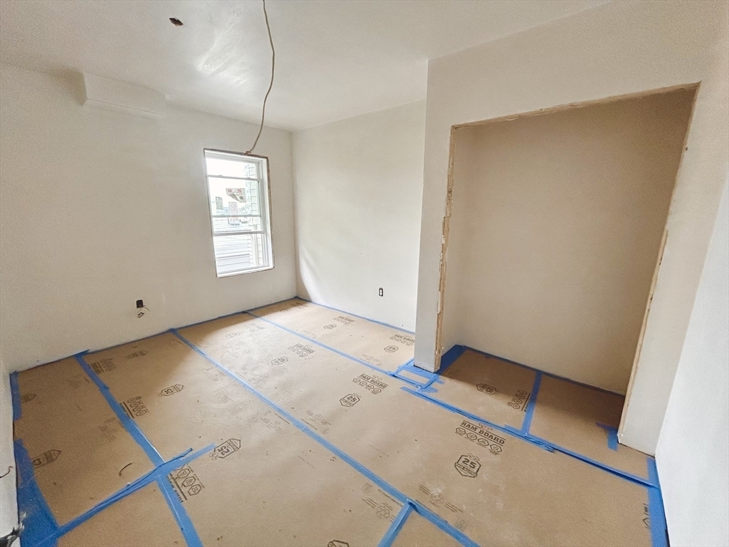 120 Emerson St - Photo 4