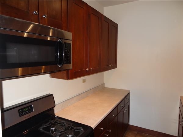 80 Bay Street Landing - Photo 2