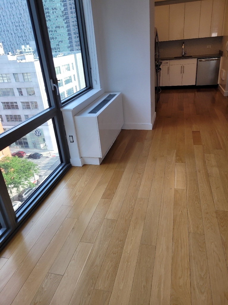 West 57th Street 11th Avenue - Photo 3