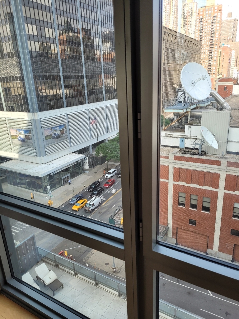 West 57th Street 11th Avenue - Photo 4
