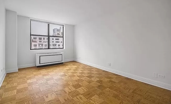 400 East 71st Street - Photo 5