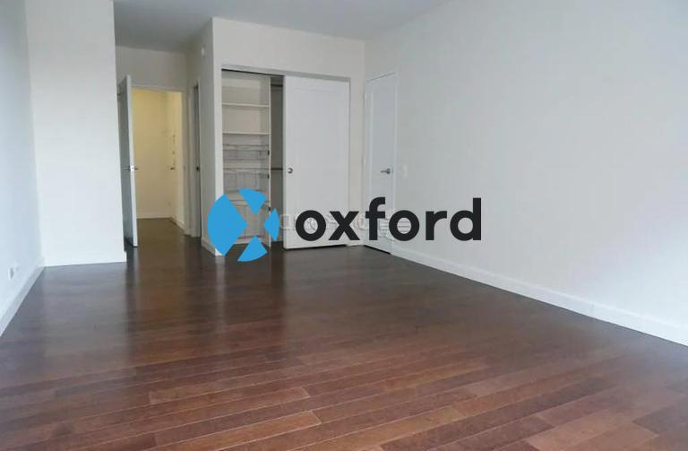 1st Avenue - Photo 4