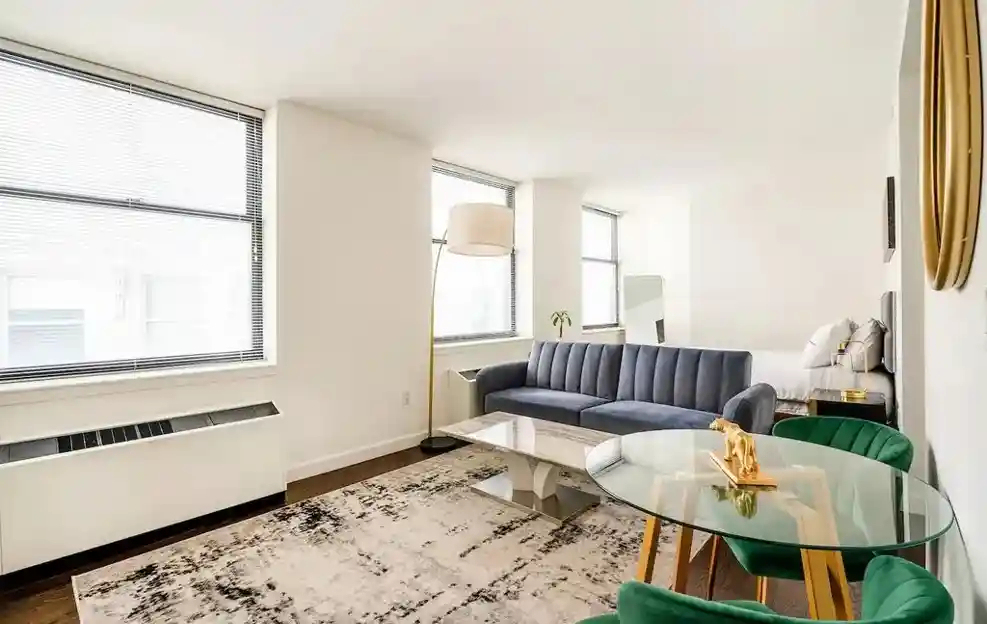 100 Maiden Lane - Photo 2