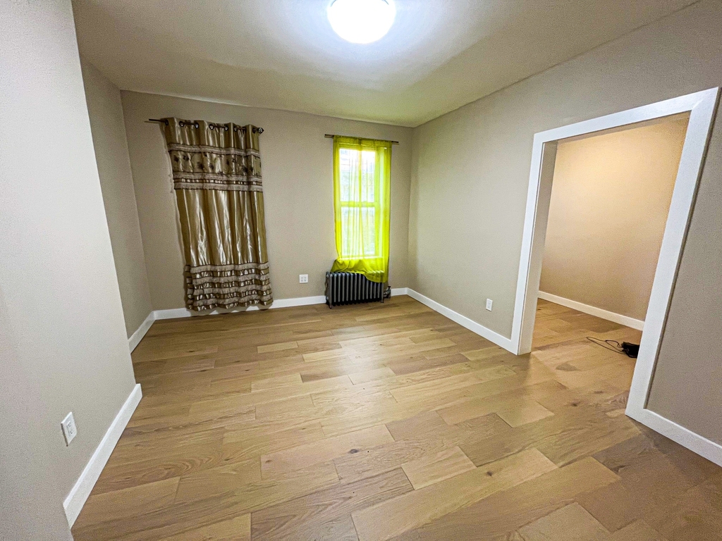 171 Utica Avenue - Photo 2