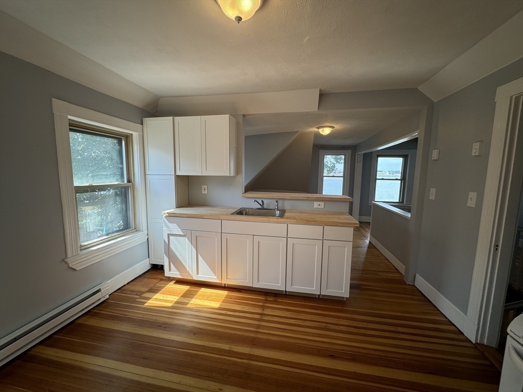 110-112 Bayswater St - Photo 1