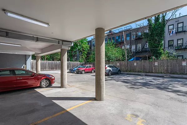 286 Stanhope Street - Photo 14